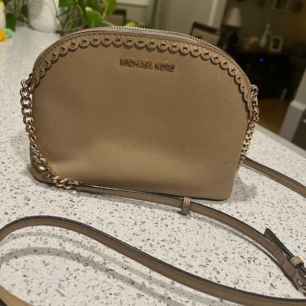 Michael Kors jet set cross body